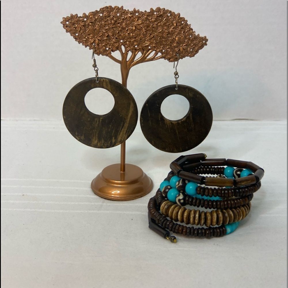 Wood Bohemian Wrap Bracelet and Earrings S…